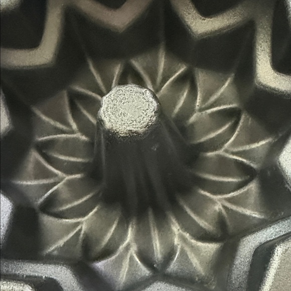 Nordic Ware Metallic Gray Bundt Quartet Pan - Picture 5 of 7